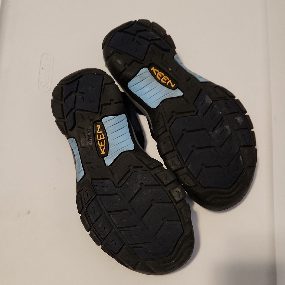 Navy Sandals - Picture 3 of 3